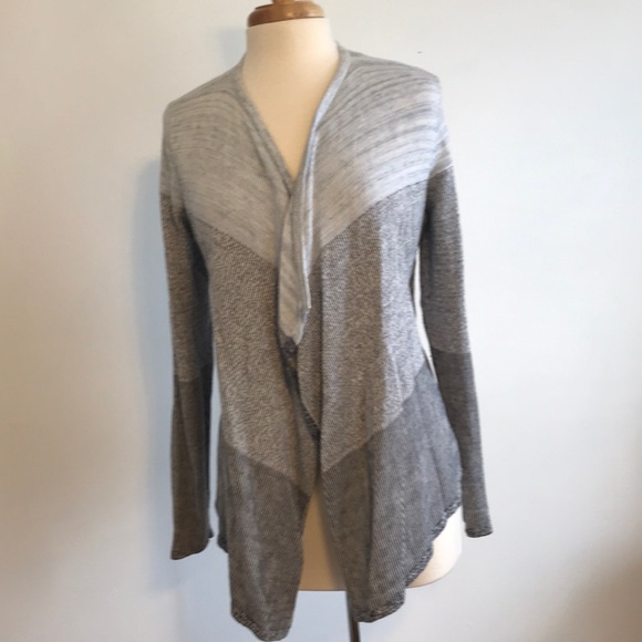 Loft Lou & Grey Sweater - Picture 1 of 7